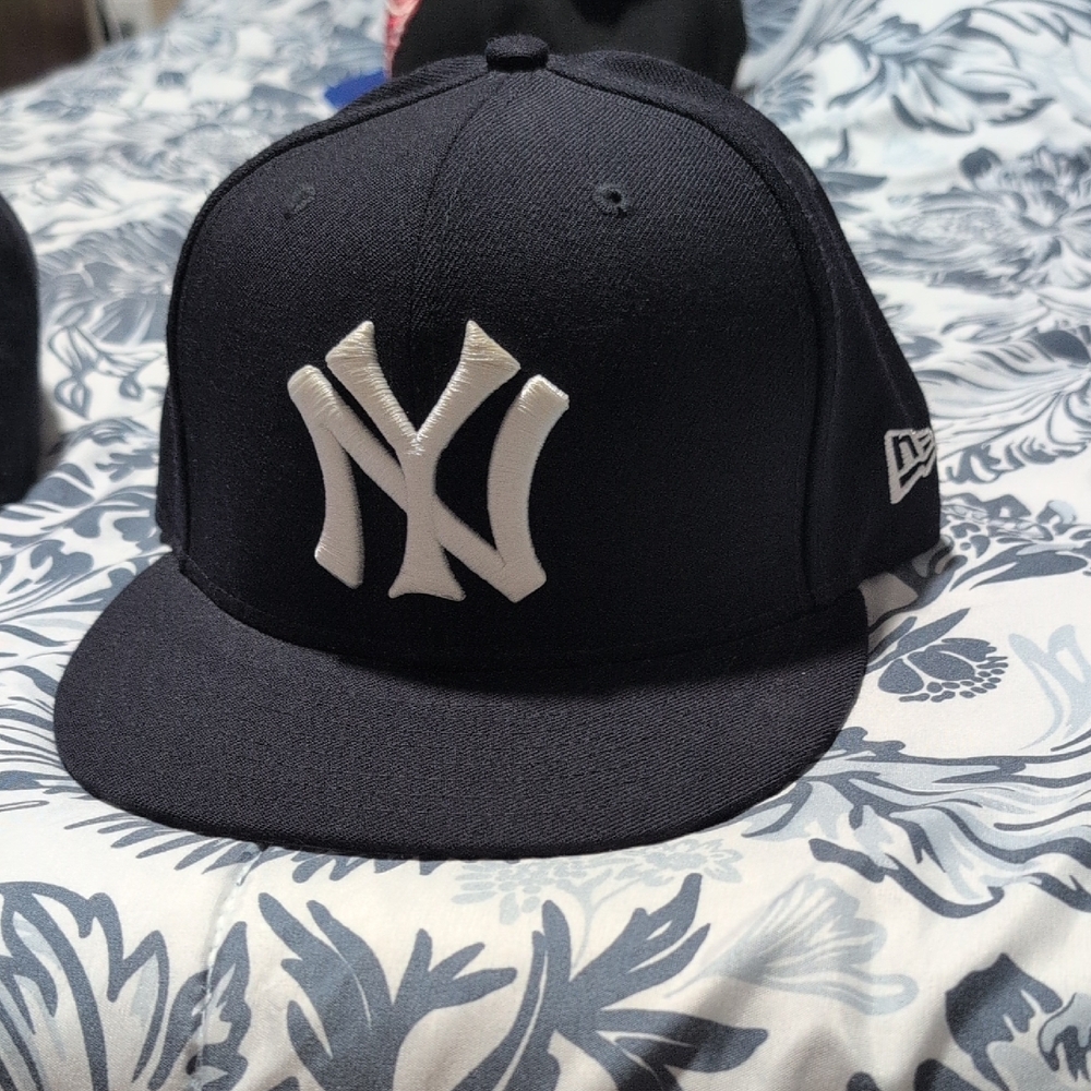 New Era Navy and White NY Cap